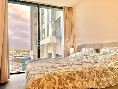 Furnished I Amenities View I Flexible Cheques