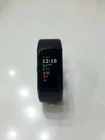 Fitness Tracker with Heart Rate Monitor