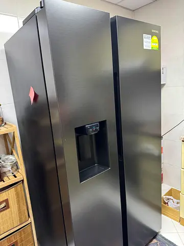 Samsung Side by side refrigerator