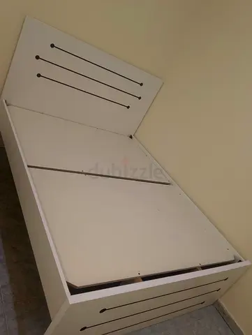 Used double bed 150 by 190