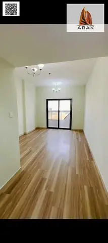 🏡 شقة فاخرة للإيجار في الجرف 3 – ثاني ساكن + باركن خاص + تكييف مركزي!