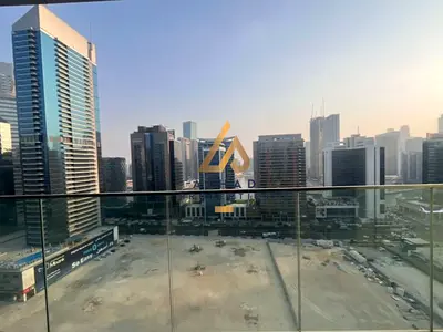 12 CHEQUES LUXURIOS TOWER 2B+MAID BRAND NEW FULL