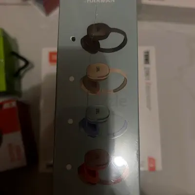 JBL Wireless Headphones - Comfortable  Stylish