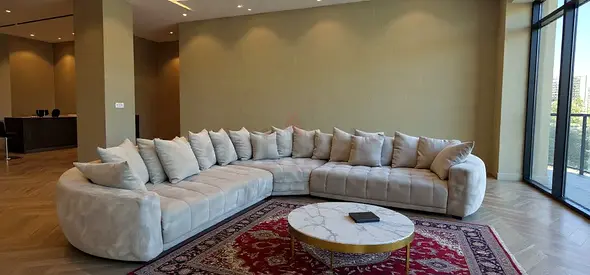 Selling Premium quality corner Chattlesmore sofa