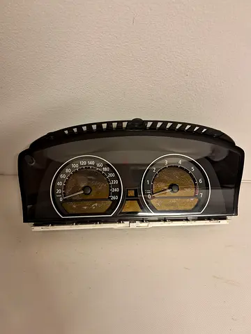 BMW 7 Series Speedometer Digital Cluster