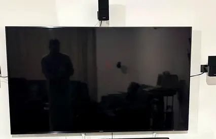Samsung 65” Smart TV