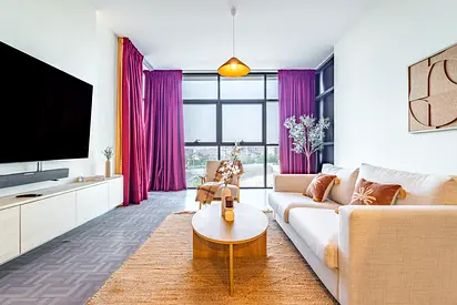 Spacious 1BR | Rooftop Pool | Canal | Utilities Included