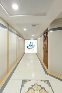 Special 🏩1bhk with 1 master bed Room close hall and 2 🛀bathroom im fully family building just 