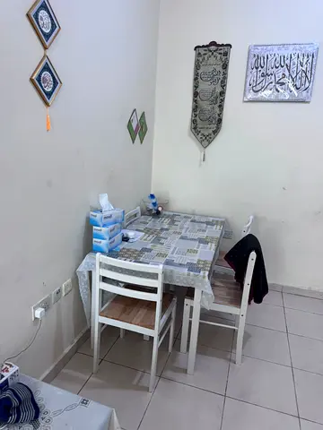 6 seater wooden dining table with chair