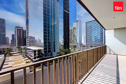 MidFloor | Ready To Move In | Multiple cheques