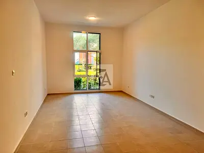 شقة بغرفة نوم واحدة | مبنى 84 MED | إطلالة على الحديقة