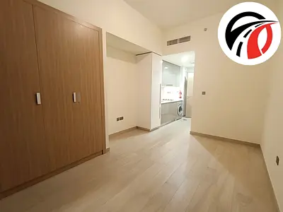 Specious Studio with Stunning Pool view Chiller free