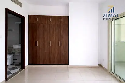 Spacious 2bhk | close to Rta bus stop & supermarkets