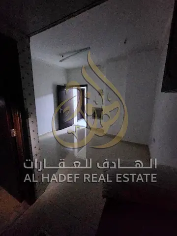 ستوديو مطبخ منفصل || مساحات كبيرة || تكييف مركزي || غاز مركزي
