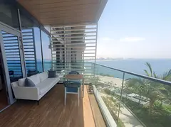 Gorgeous Waterfront Apt With Incredible Sea Views| Free full cleaning service