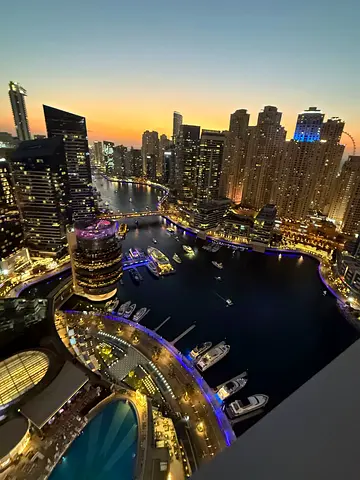 شقة غرفة نوم واحدة في طابق مرتفع | إطلالة على قناة مارينا | جاهزة للسكن