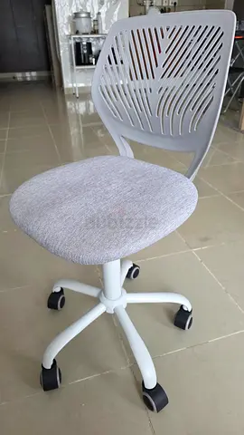 Office chair (Pan Home Product) used few times and less then 2 months old