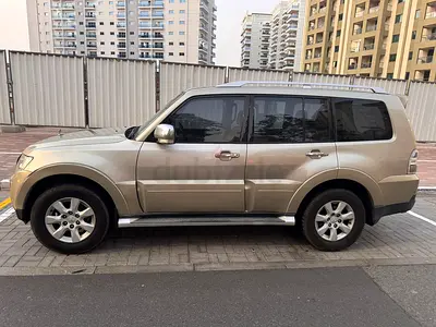 Super clean Pajero 2009