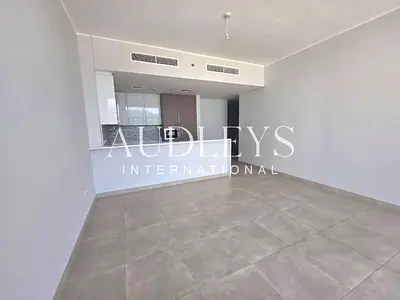 1 Bedroom Apartment | Vacant | Largest Layout