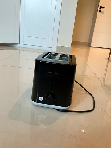Stylish Black Toaster for Sale
