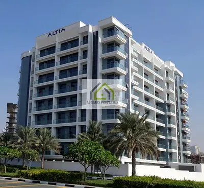 Distress Deal Free Hold Specious 1BED+Store High floor | Rented