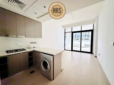 Huge terrace | 2 baths | U shape kitchen | Amazing view |