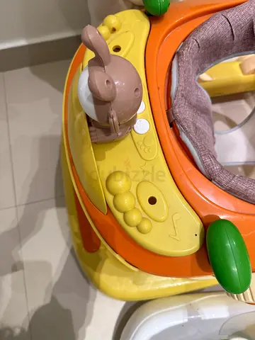 مشاية اطفال