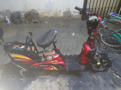 MKL-P1 Electric Bike / Scooter – Works Great (No Battery)