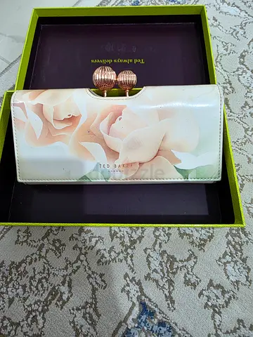 Very elegant Ted Baker wallet