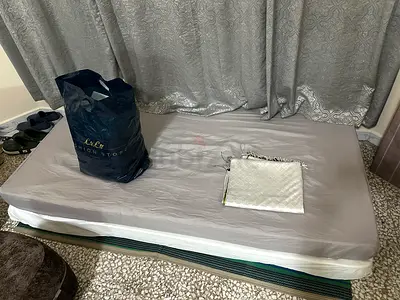 Single mattress — rarely used, flawless condition