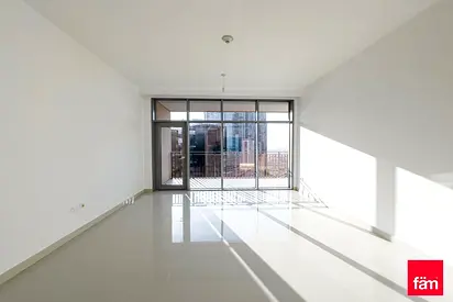 Corner Unit | 2,205 SQFT | Boulevard Crescent