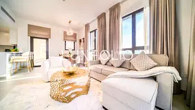 High Floor / Best Biggest Layout / Huge Terrace