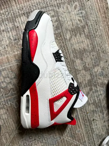Nike Air Jordan 4 Red Cement - Size 9.5/43