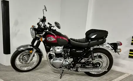 Kawasaki W800, 2024, 8600km