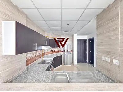 Higher Floor || Fitted Kitchen || Amazing layout