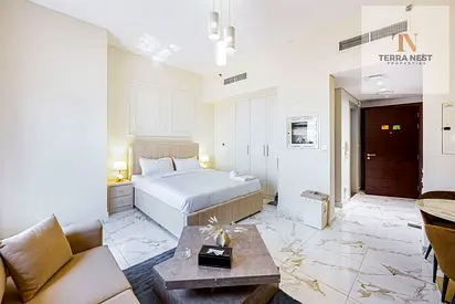 LUXURIOUSLY FURNISHED | MODERN LAYOUT | VACANT