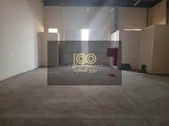 Warehouse with an area of ​​3100 sq ft, 50 kW electricity, in Umm Al Thu'ub