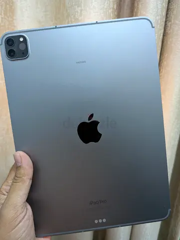 Apple iPad Pro 11.inch 4th (2022) - Great Condition