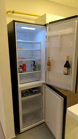 Hitachi bottom freezer Refrigerator for Sale