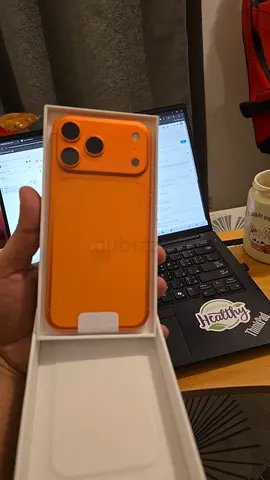 Brand New Iphone 17 Pro max esim 256gb with face time just sealed open