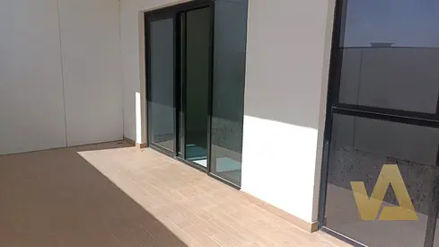 Vacant I Big Unit I Pool View | Multiple Options