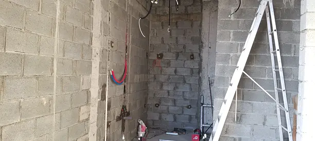 Premium Block, Plaster, Slab  Tile Services – Dubai