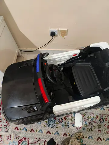 Electronic car for children