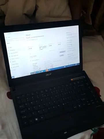 Acer Laptop in Good Condition