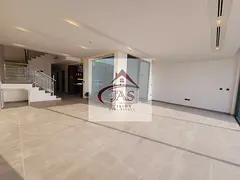 LUXURY PREMIUM TOWNHOUSE | 3600 BUA | NEAR METRO | PRIME LOCATION