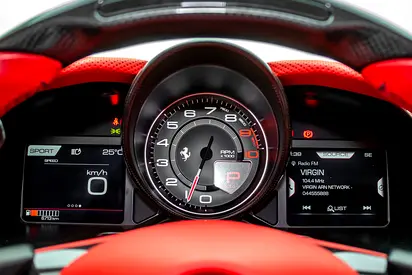 2021 Ferrari 812 — фото 15