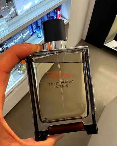 Terre Dhermes intense parfum available
