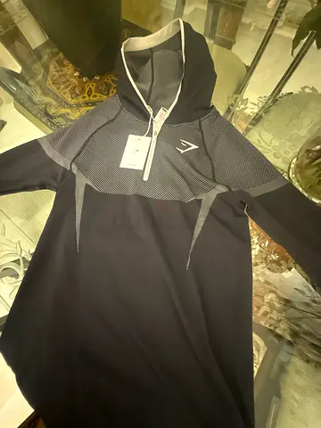 Gymshark onyx hoodie white/grey - Size M