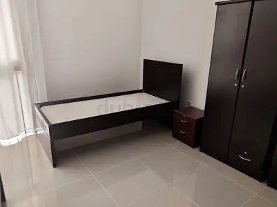 Executive Ladies bedspace available in Khalidiya area