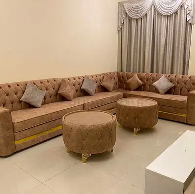 Royal Velvet Sofa – كنبة مخمل ملكي